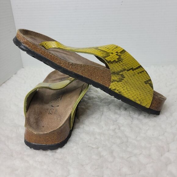 Birkenstock Birki’s Maui Thong Womens Size 11 Yellow Snakeskin Print Sandals Goo - Picture 6 of 10